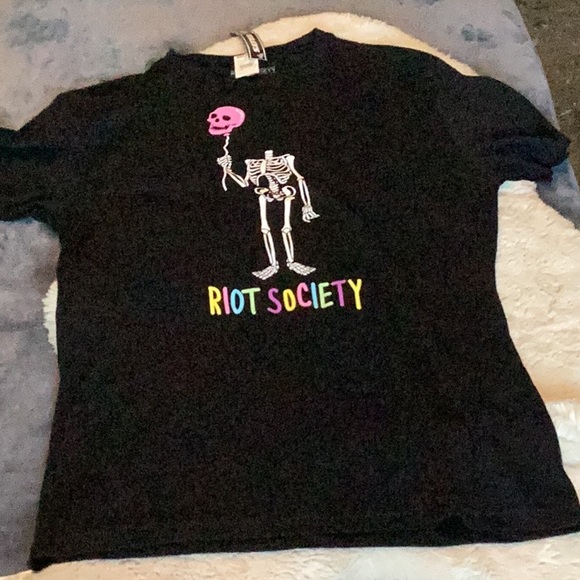 NWT RIot Society tee - Picture 1 of 2